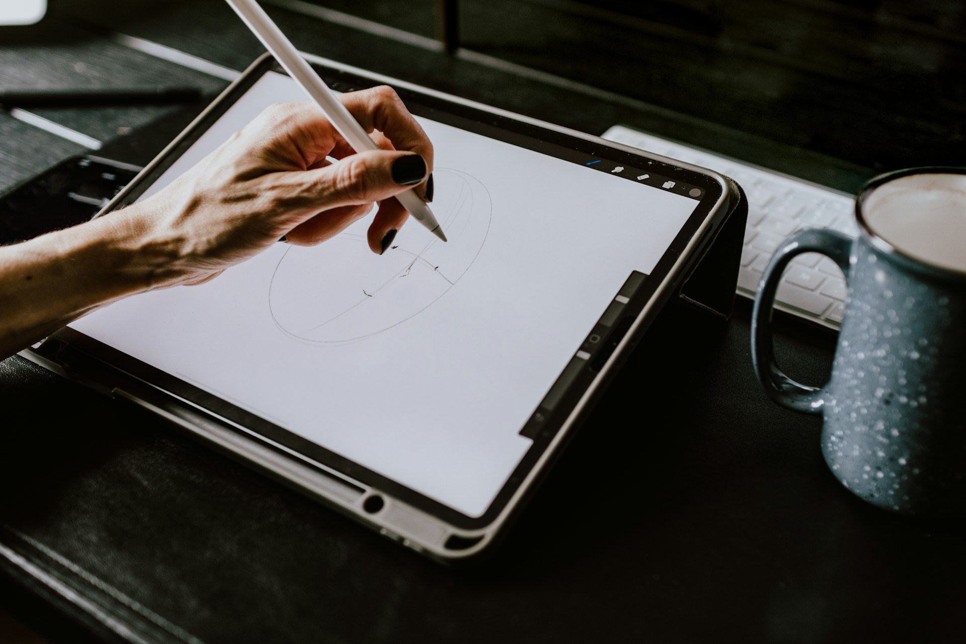 Protégez votre enfant avec un étui iPad blanc